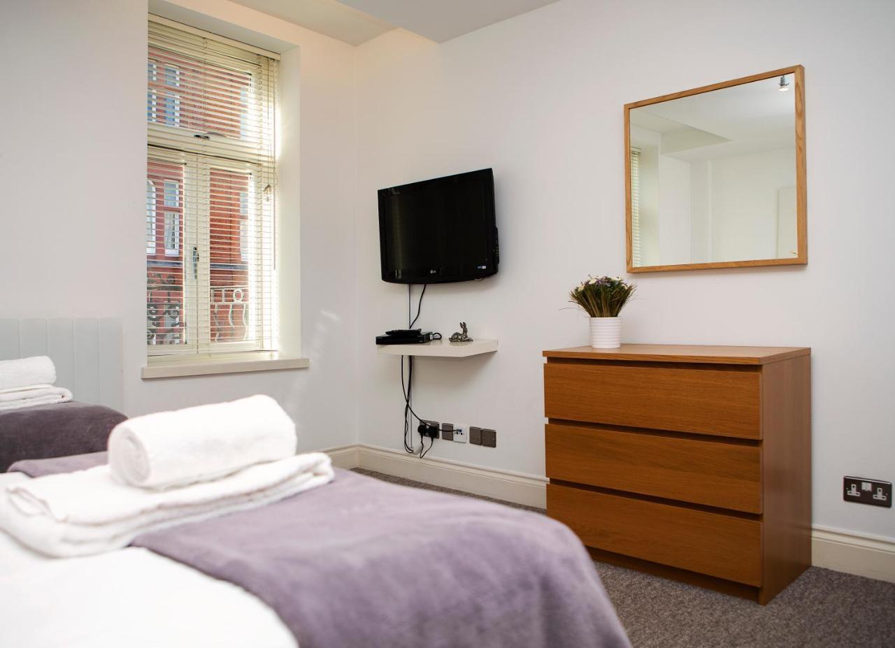 Apt 3, Trafalgar Sq Duplex, 3Rd & 4Th Floor By Indigo Flats Лондон Экстерьер фото